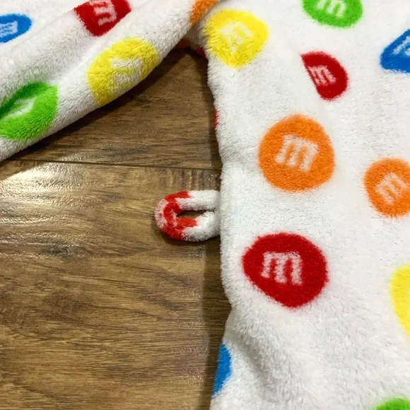 M&Ms Robe - Picture 6 of 8